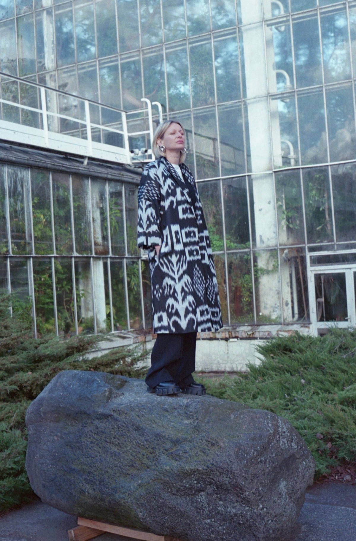 Vida Ikat Silk Coat