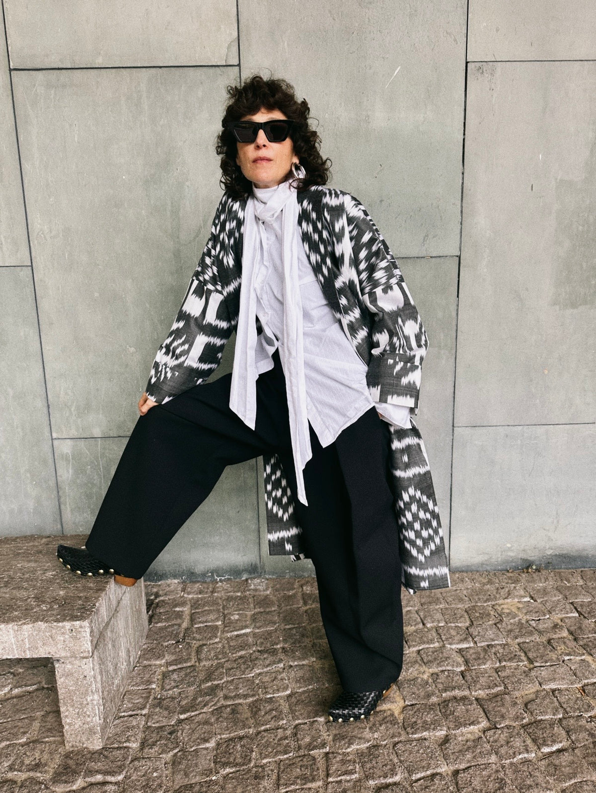 Vida Ikat-Seidenmantel